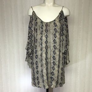 Parker cold shoulder top